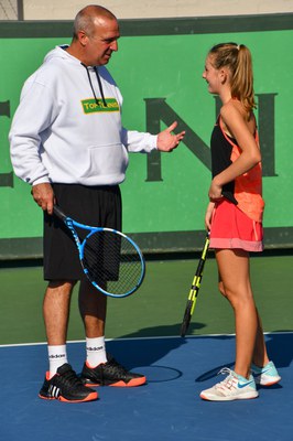 Alejo y Naia en el Centro Top Tennis