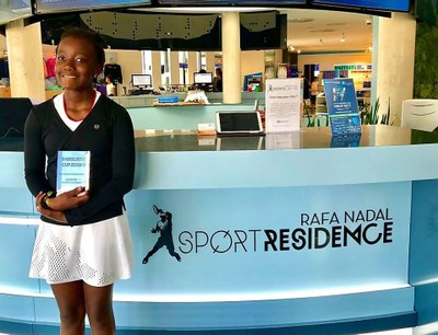 Wozuko Mdlulwa gana el Torneo Babolat Cup